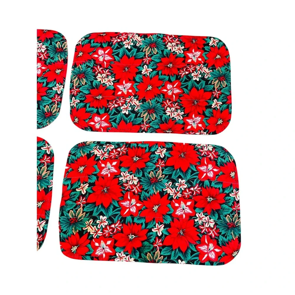 Poinsettia‎ Christmas Placemats Vintage Set of 4 Holiday Table Linens Floral 90s